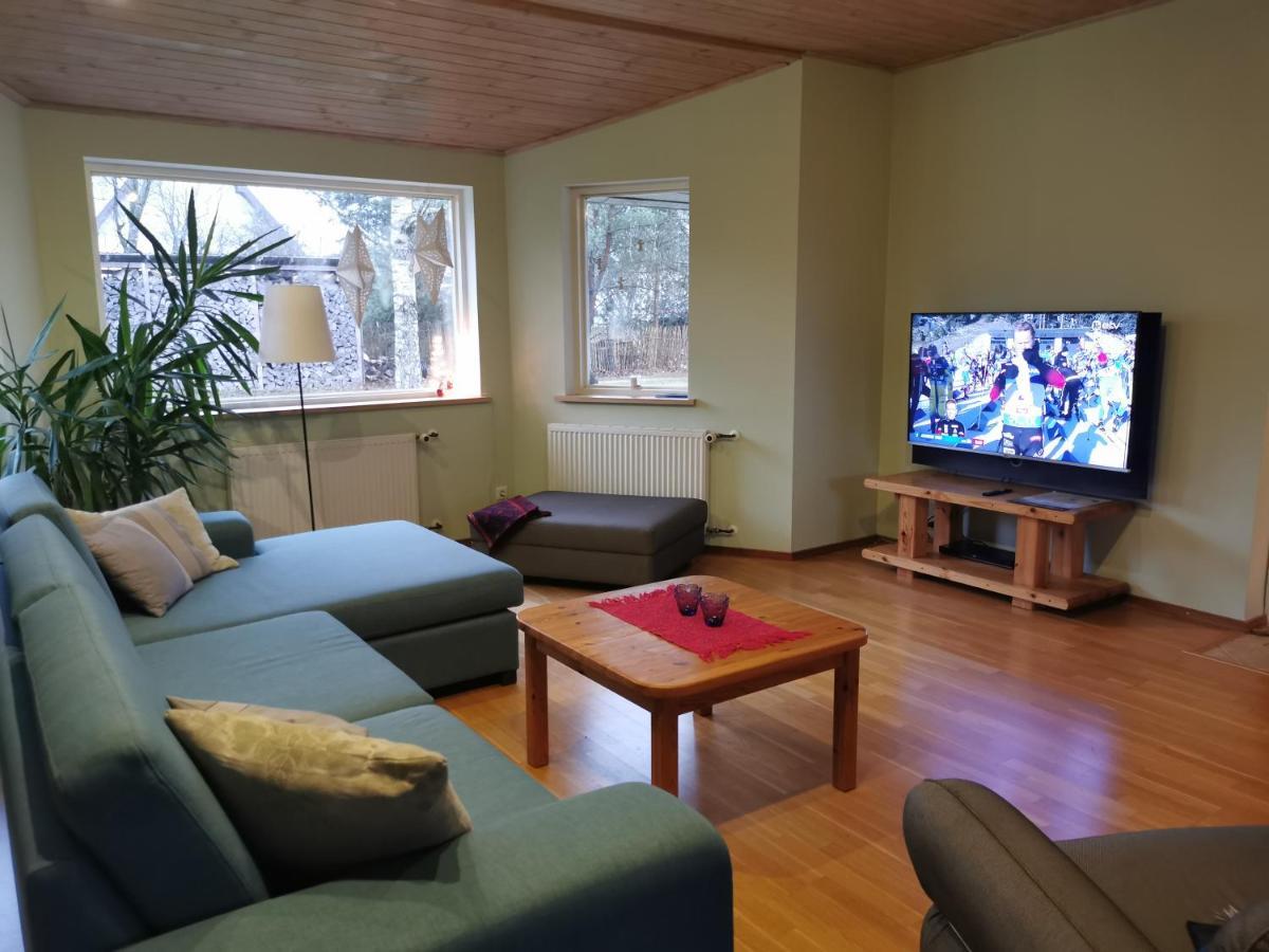 Kaare Guesthouse Viljandi  Bagian luar foto